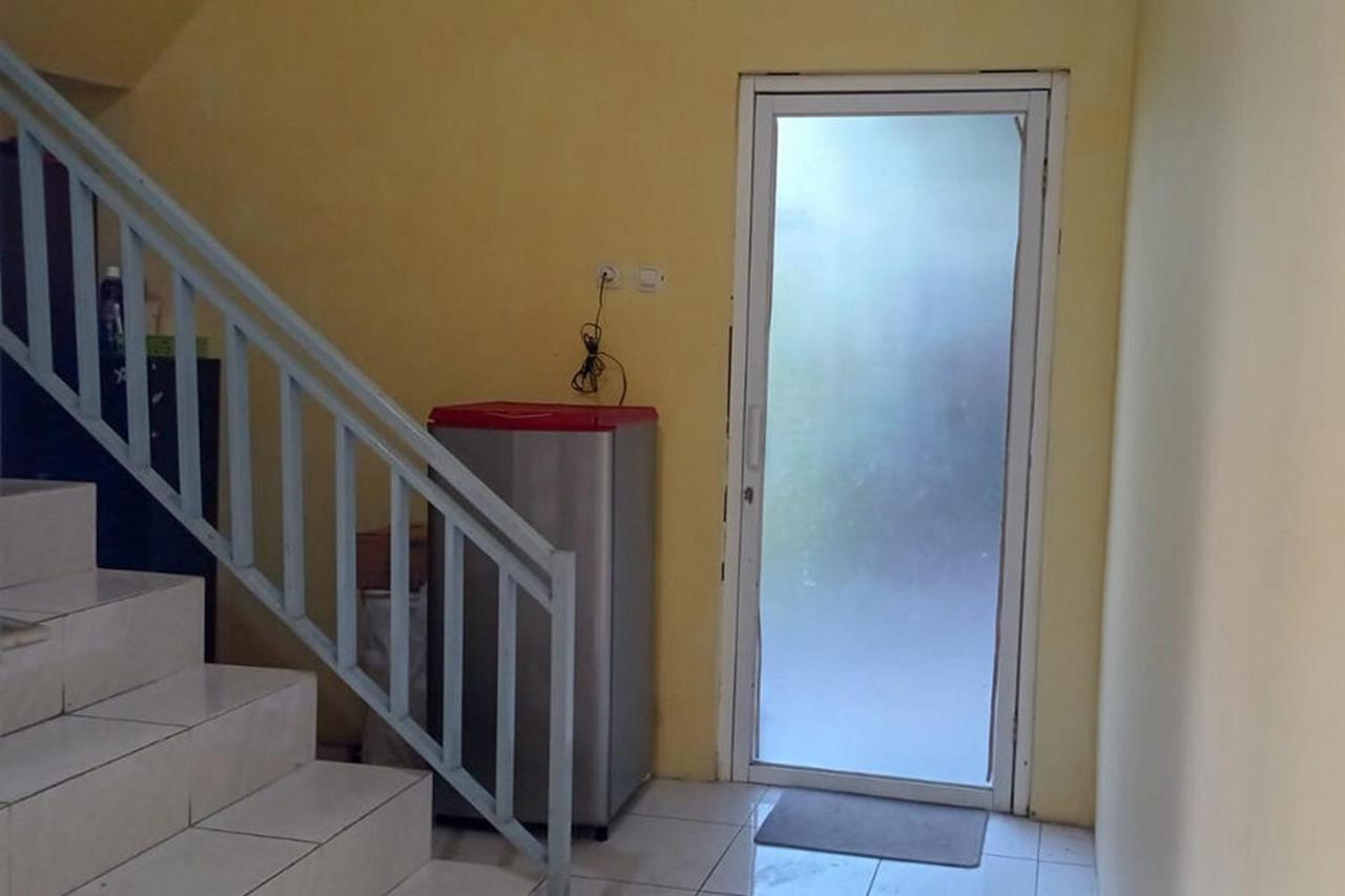 Rama Shinta Homestay Near Gembira Loka Zoo Redpartner Yogyakarta Exterior foto